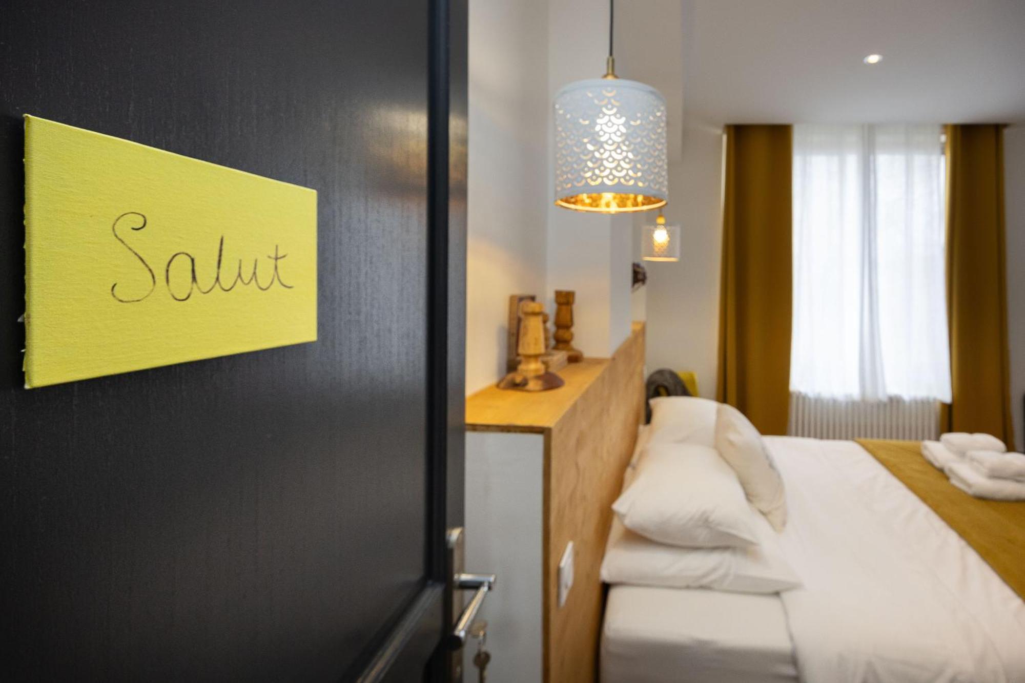 Salut Chambre d'hote Carcassonne Extérieur photo